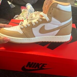Woman’s air Jordan 1 retro HI OG